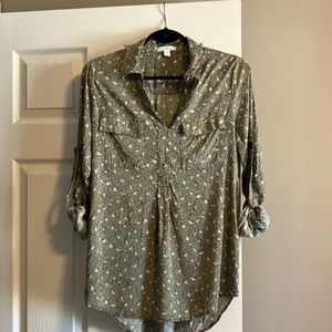 RW&Co C&G Stretch Challis Tunic Blouse With Roll-Up Sleeves L Feather Pattern
